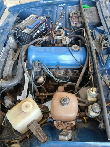 LADA (VAZ) 2107-2