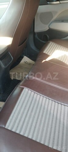Hyundai Elantra-18