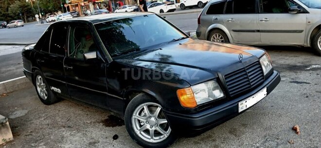 Mercedes 200 E-2
