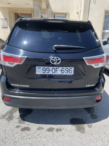 Toyota Highlander-6