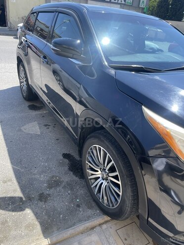 Toyota Highlander-4