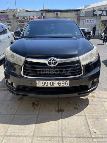 Toyota Highlander-1