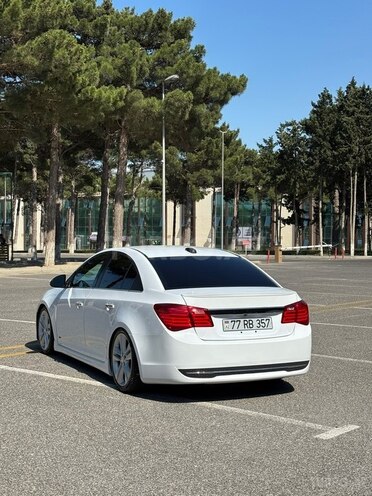 Chevrolet Cruze-5