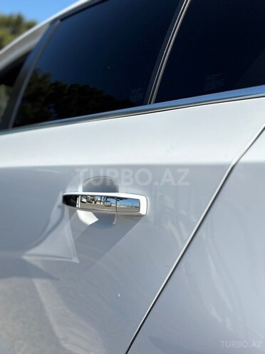 Chevrolet Cruze-17