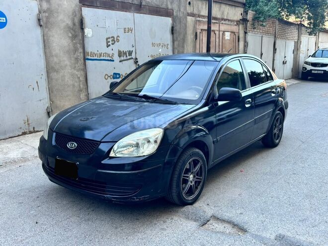 Kia Rio-1