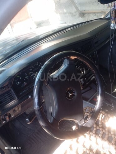 Mercedes 190-3