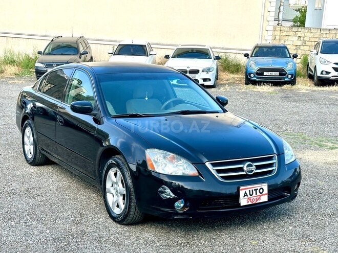 Nissan Altima-5