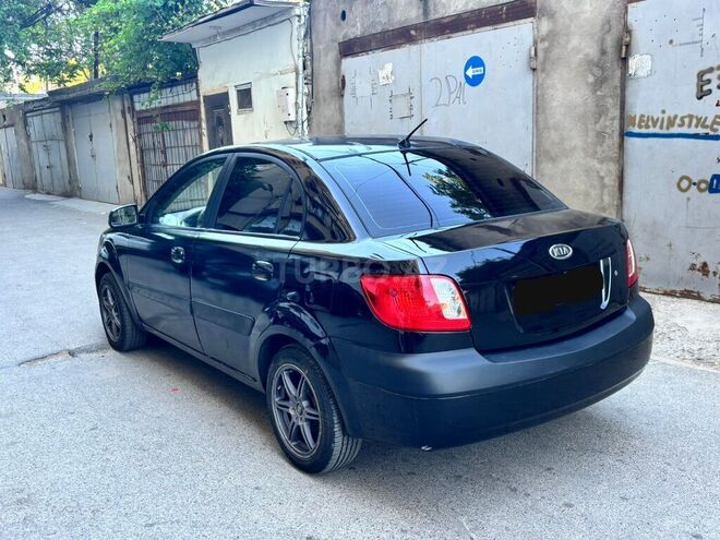 Kia Rio-3