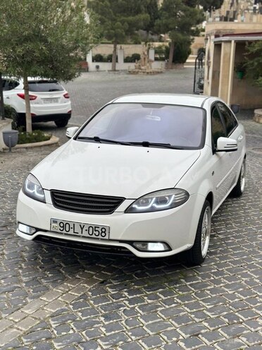 Daewoo Gentra-1
