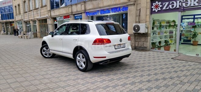 Volkswagen Touareg-3