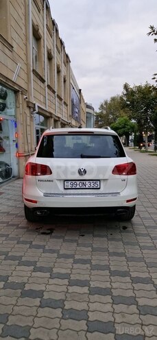 Volkswagen Touareg-11