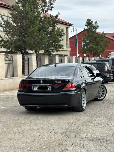 BMW 735-13