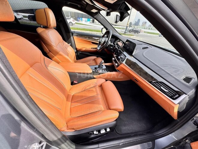 BMW 530-13