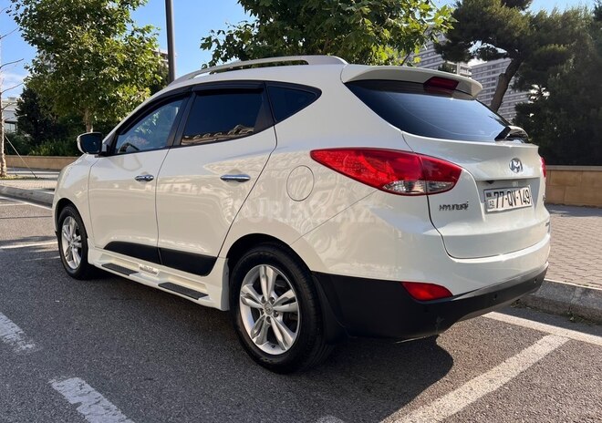 Hyundai ix35-7