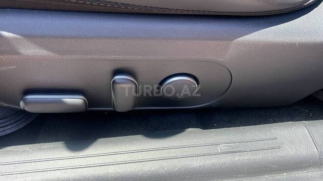 Hyundai IONIQ 6-14