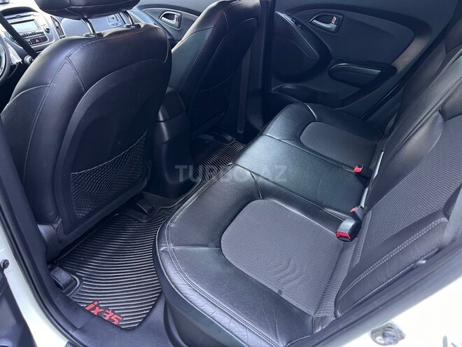 Hyundai ix35-10