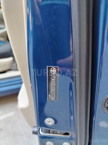 Toyota Prius-6