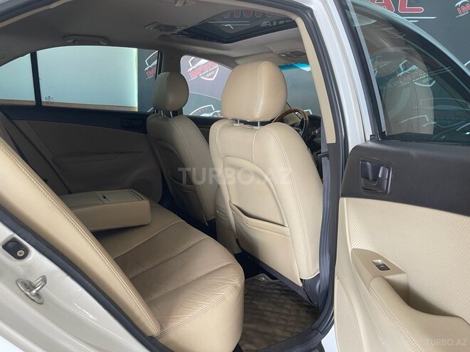Hyundai Sonata-14