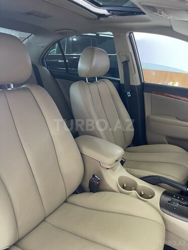 Hyundai Sonata-12