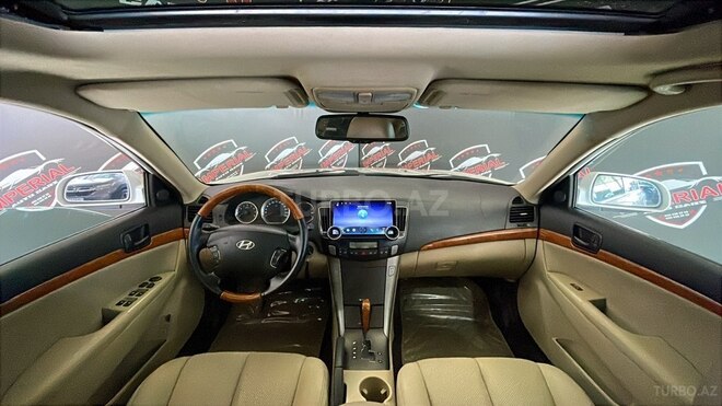 Hyundai Sonata-10