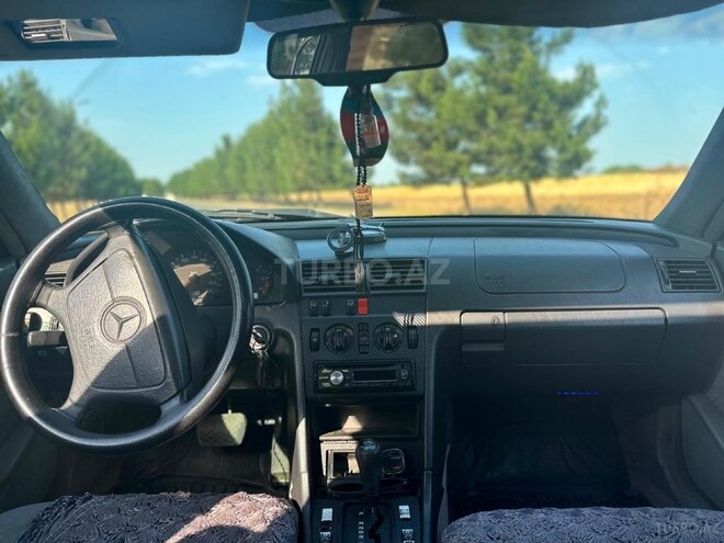 Mercedes C 220-4