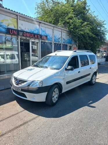 Dacia Logan-2