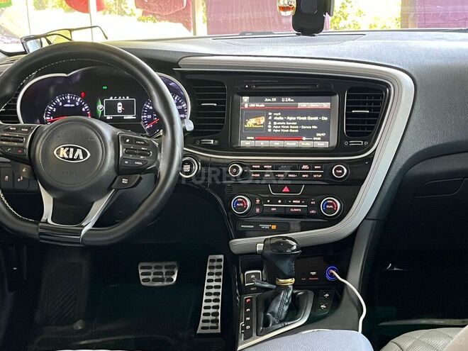 Kia Optima-3