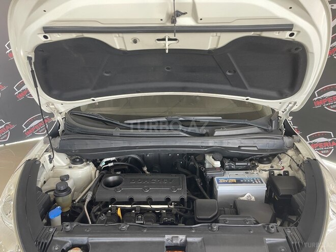 Hyundai ix35-5