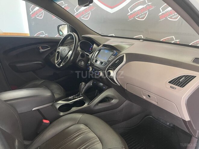 Hyundai ix35-13
