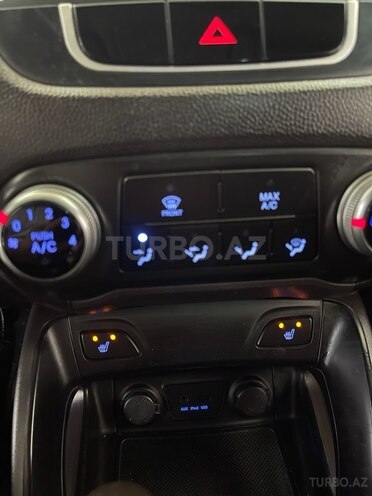 Hyundai ix35-7
