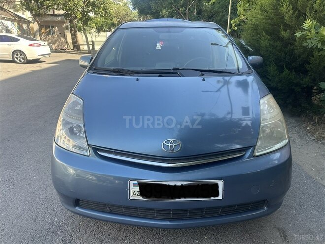 Toyota Prius-1