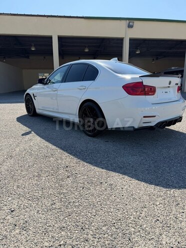 BMW 330-8