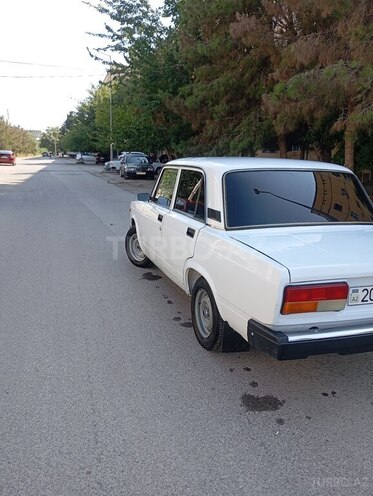 LADA (VAZ) 2107-4