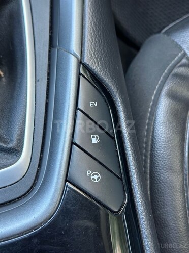 Ford Fusion (North America)-9