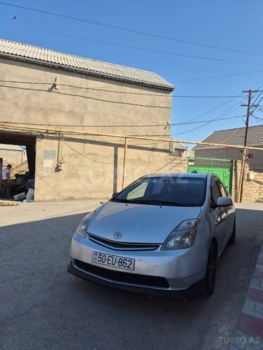 Toyota Prius-14