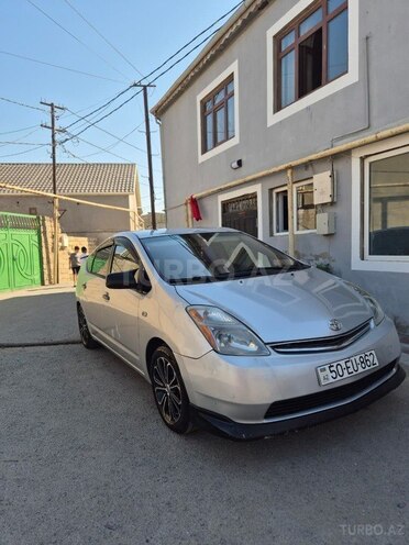 Toyota Prius-19