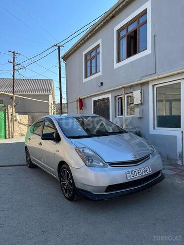 Toyota Prius-2