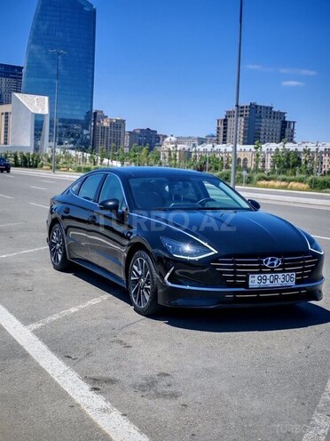 Hyundai Sonata-4