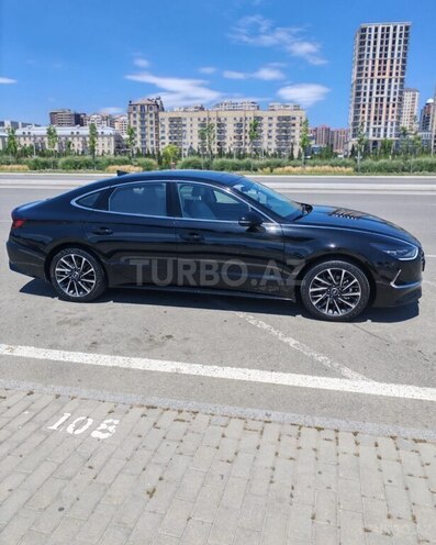 Hyundai Sonata-3