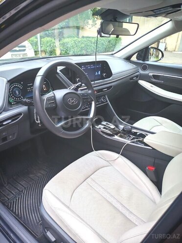 Hyundai Sonata-6