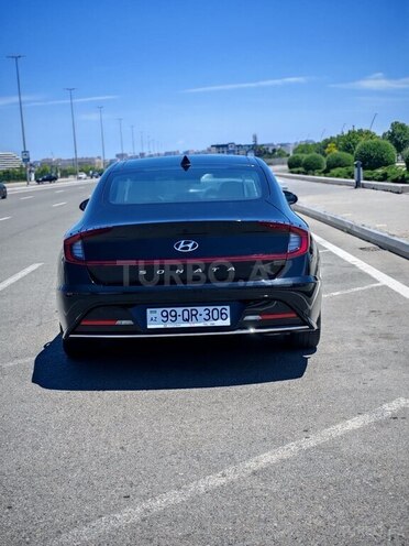 Hyundai Sonata-10