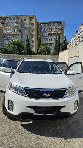 Kia Sorento-1