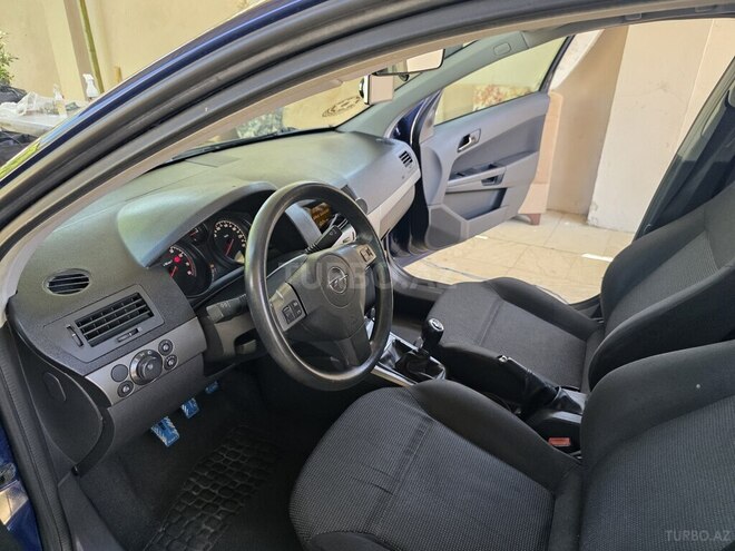 Opel Astra-13