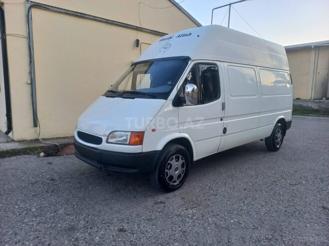 Ford Transit-2