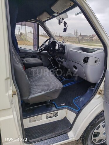 Ford Transit-20