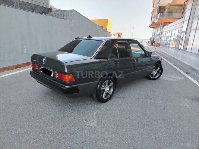 Mercedes 190-6