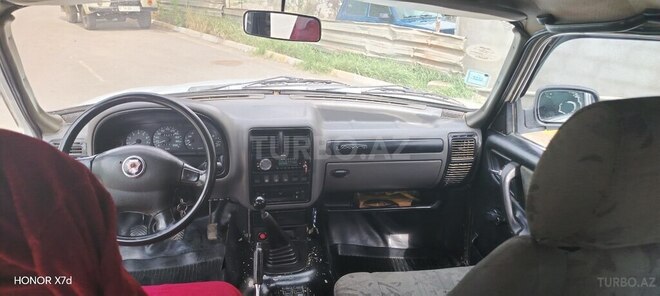 GAZ 3110 "Volga"-5