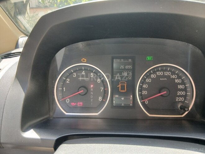 Honda CR-V-6
