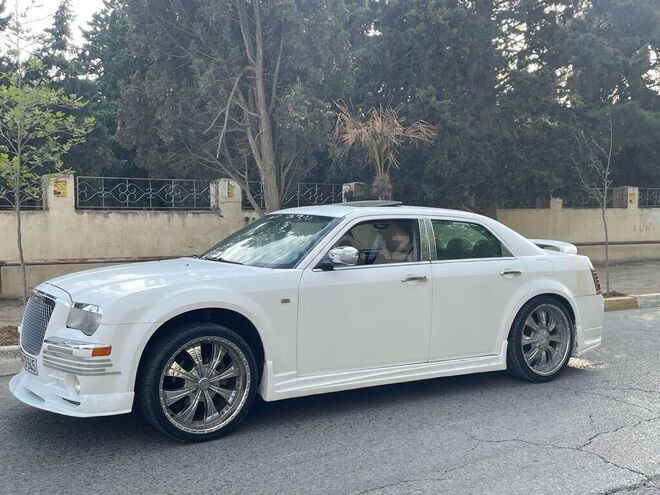 Chrysler 300C-3