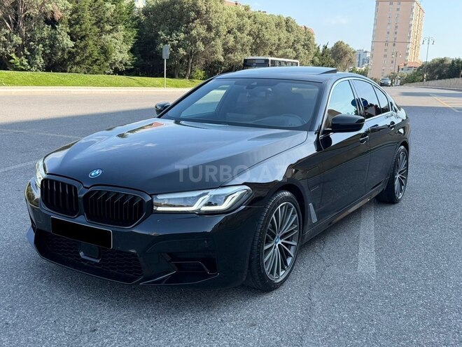 BMW 530e-7